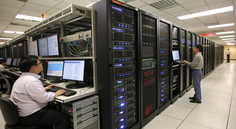 有效应对香港服务器流量高峰的方法